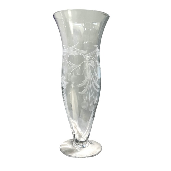 VINTAGE ETCHED CLEAR GLASS FOOTED 10" TALL VASE - Picture 13 of 15
